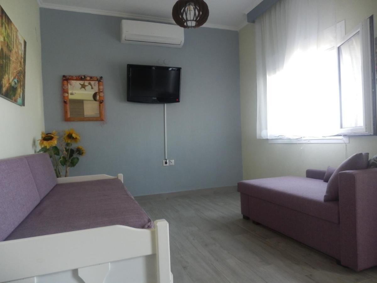 Zephyros Family Apartments 2 Ormos Panagias Dış mekan fotoğraf