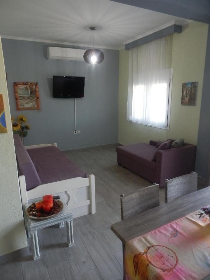 Zephyros Family Apartments 2 Ormos Panagias Dış mekan fotoğraf