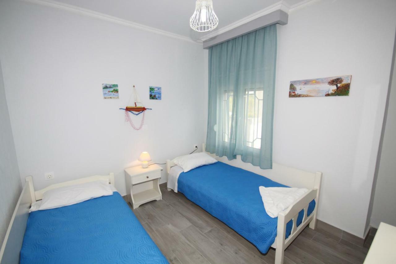 Zephyros Family Apartments 2 Ormos Panagias Dış mekan fotoğraf